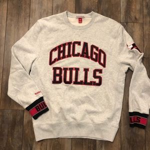 Chicago Bulls NBA Heavyweight Fleece Crew